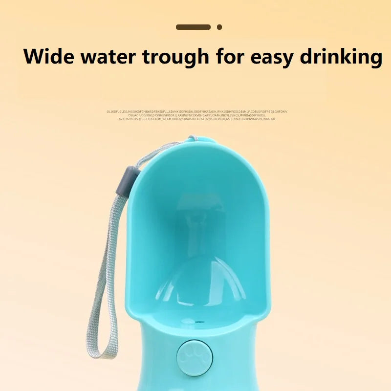 Ultimate Portable Water Bottle for Dogs and Cats - Stay Hydrated on the Go!