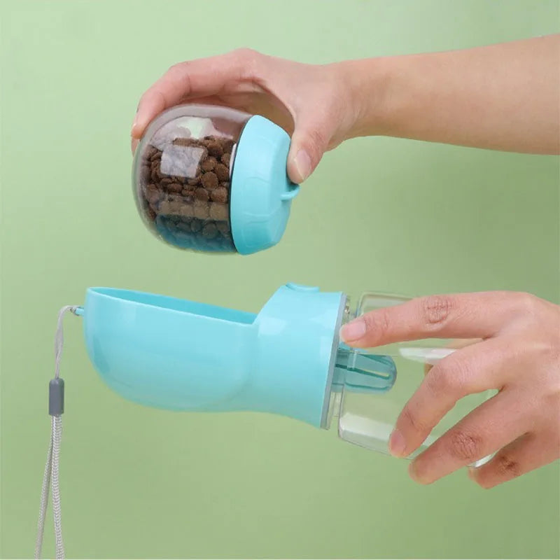 Ultimate Portable Water Bottle for Dogs and Cats - Stay Hydrated on the Go!
